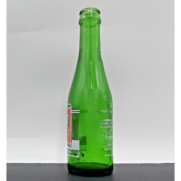 7-Up Collectible Bottle-Seven Up Ontario Limited -7 Ounces-Canada - Picture 4 of 8